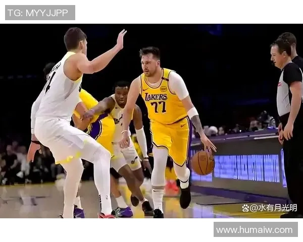 回顾2005年12月12日小牛与湖人经典对决的精彩瞬间与赛后影响